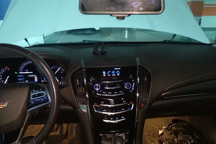 Used Cadillac ATS-L 2017 28T Tech Edition Center Console