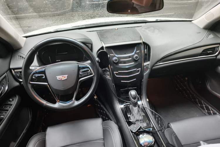 Used Cadillac ATS-L 2017 28T Tech Edition Center Console