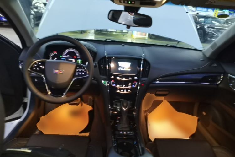 Used Cadillac ATS-L 2017 28T Tech Edition Center Console