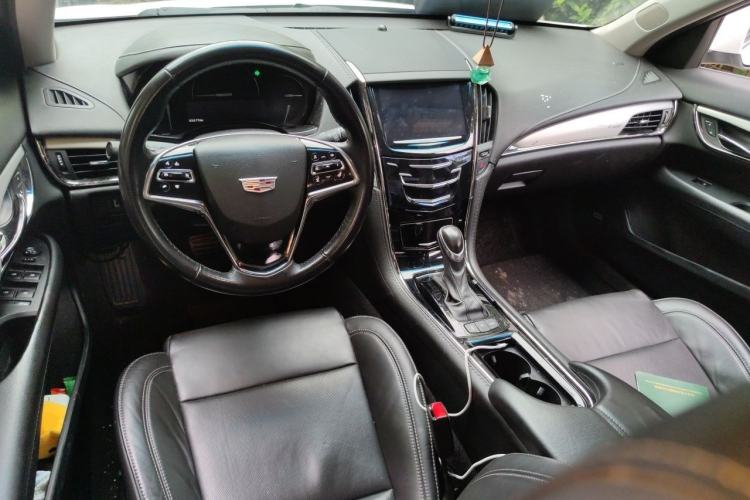 Used Cadillac ATS-L 2017 28T Fashion Edition Center Console