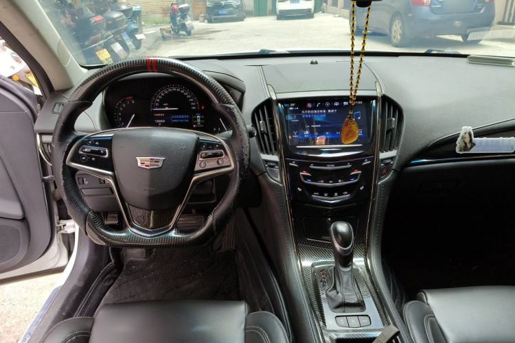 Used Cadillac ATS-L 2017 28T Luxury Model Center Console