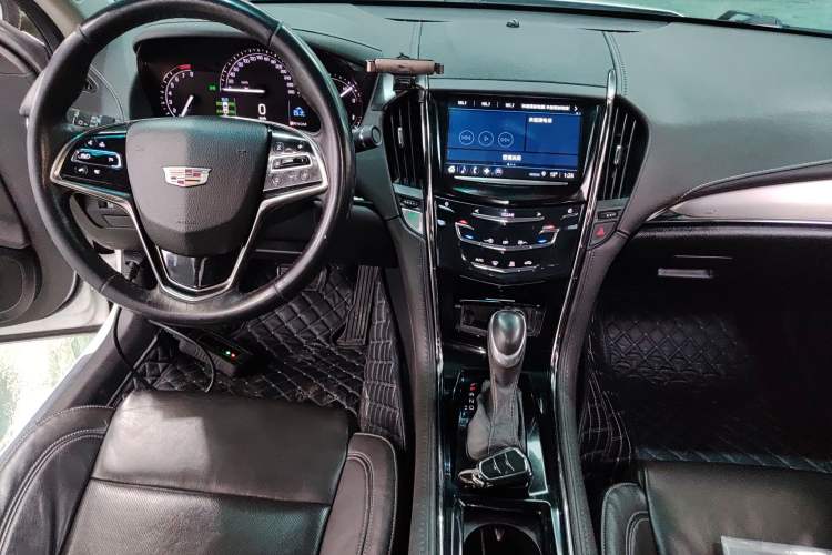 Used Cadillac ATS-L 2017 28T Fashion Edition Center Console
