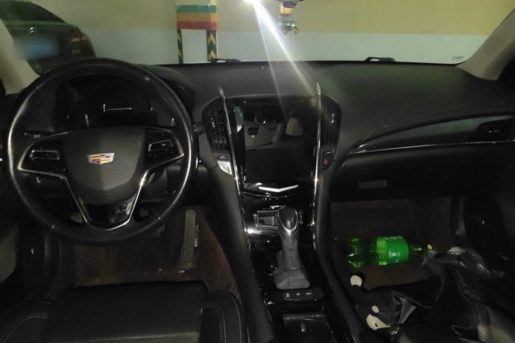 Used Cadillac ATS-L 2017 28T Tech Edition Center Console