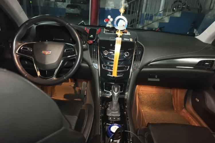 Used Cadillac ATS-L 2017 28T Tech Edition Center Console