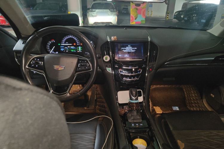 Used Cadillac ATS-L 2017 28T Tech Edition Center Console
