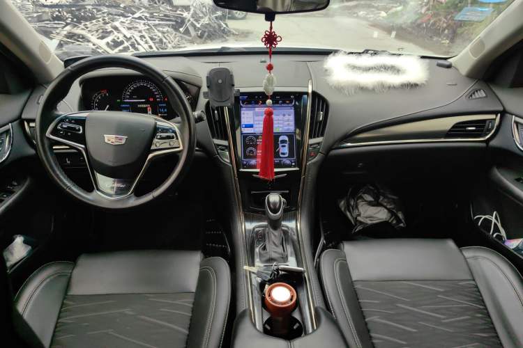 Used Cadillac ATS-L 2017 28T Tech Edition Center Console