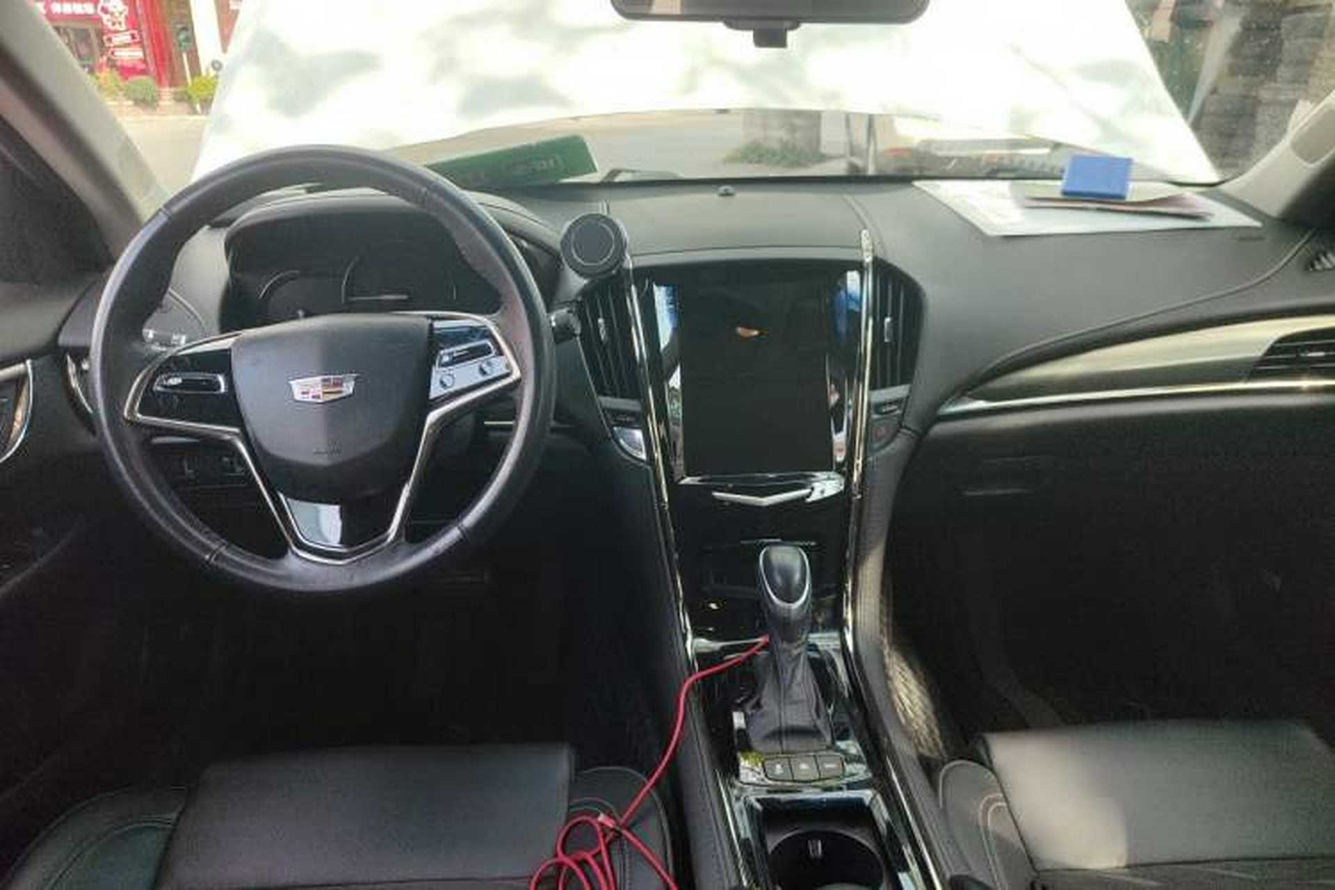 Used Cadillac ATS-L 2017 28T Tech Edition Center Console