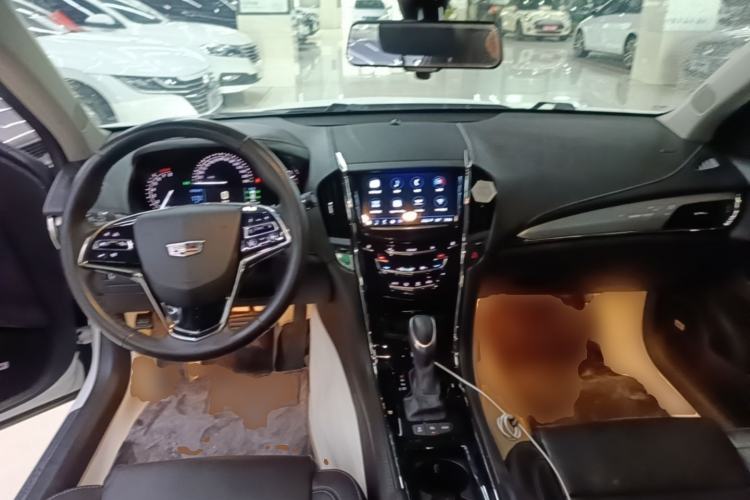 Used Cadillac ATS-L 2017 28T Fashion Edition Center Console