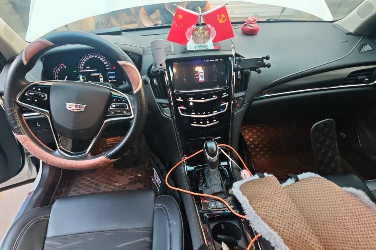 Used Cadillac ATS-L 2017 28T Tech Edition Center Console