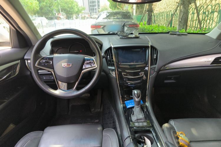 Used Cadillac ATS-L 2017 28T Fashion Edition Center Console