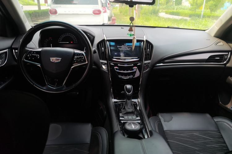 Used Cadillac ATS-L 2017 28T Tech Edition Center Console