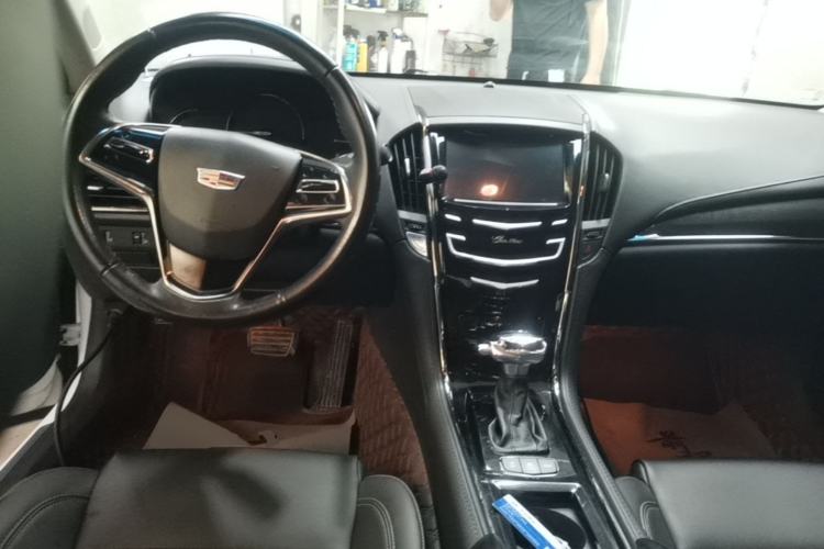 Used Cadillac ATS-L 2017 28T Tech Edition Center Console