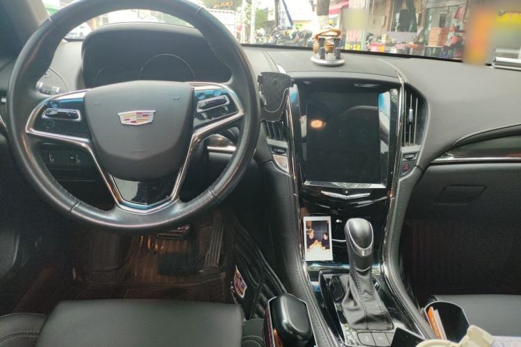 Used Cadillac ATS-L 2017 28T Tech Edition Center Console