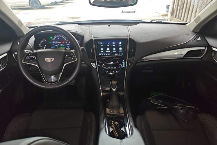 Used Cadillac ATS-L 2017 28T Fashion Edition Center Console