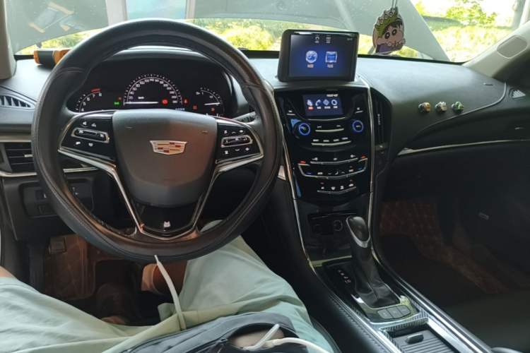 Used Cadillac ATS-L 2017 28T Tech Edition Center Console