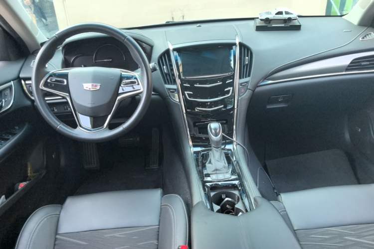 Used Cadillac ATS-L 2017 28T Tech Edition Center Console