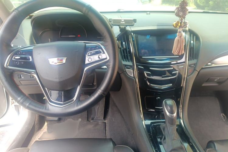 Used Cadillac ATS-L 2017 28T Fashion Edition Center Console
