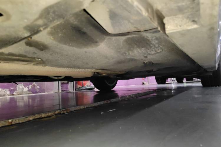 Used Cadillac ATS-L 2017 28T Fashion Edition Chassis Front Left