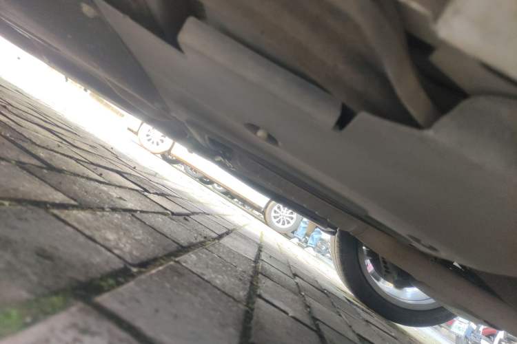 Used Cadillac ATS-L 2017 28T Fashion Edition Chassis Rear Left