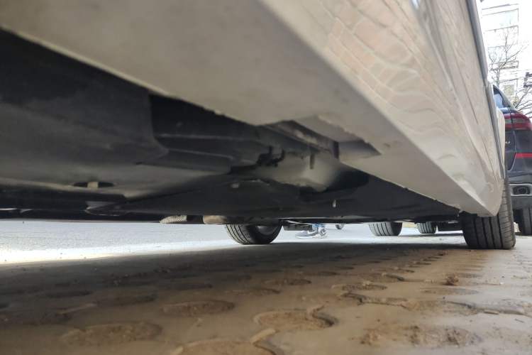 Used Cadillac ATS-L 2017 28T Fashion Edition Chassis Rear Right