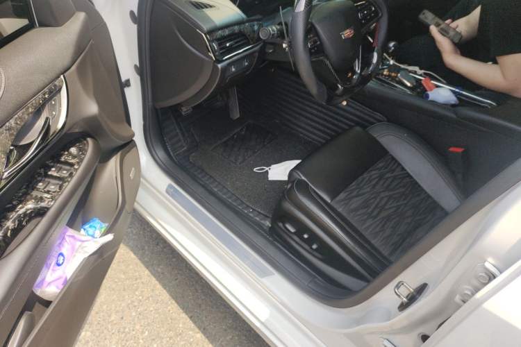 Used Cadillac ATS-L 2017 28T Tech Edition Driver Seat