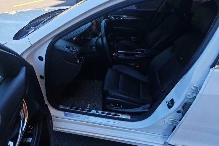 Used Cadillac ATS-L 2017 28T Tech Edition Driver Seat