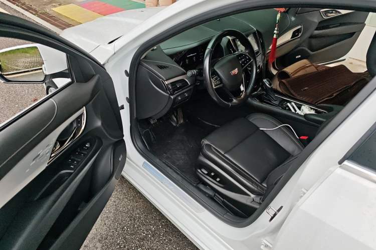 Used Cadillac ATS-L 2017 28T Fashion Edition Driver Seat