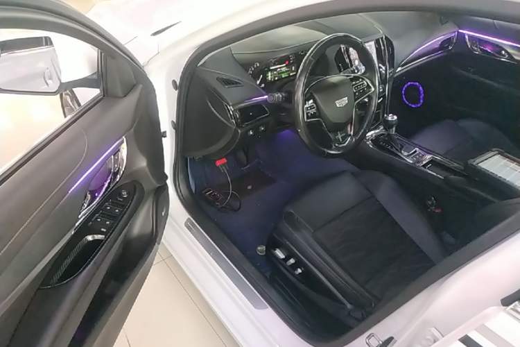 Used Cadillac ATS-L 2017 28T Tech Edition Driver Seat