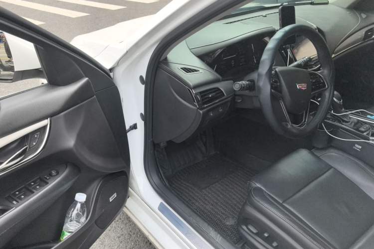 Used Cadillac ATS-L 2017 28T Fashion Edition Driver Seat