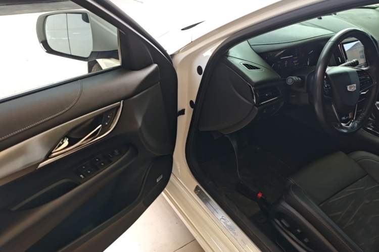 Used Cadillac ATS-L 2017 28T Tech Edition Driver Seat