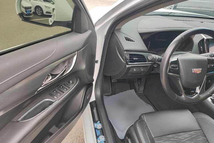 Used Cadillac ATS-L 2017 28T Tech Edition Driver Seat