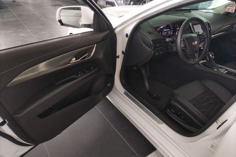 Used Cadillac ATS-L 2017 28T Tech Edition Driver Seat