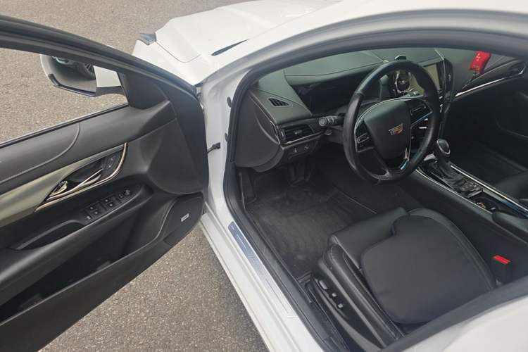 Used Cadillac ATS-L 2017 28T Tech Edition Driver Seat