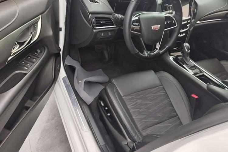 Used Cadillac ATS-L 2017 28T Tech Edition Driver Seat