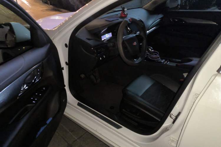 Used Cadillac ATS-L 2017 28T Tech Edition Driver Seat