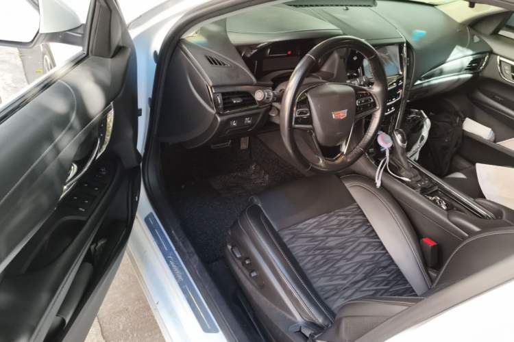 Used Cadillac ATS-L 2017 28T Tech Edition Driver Seat
