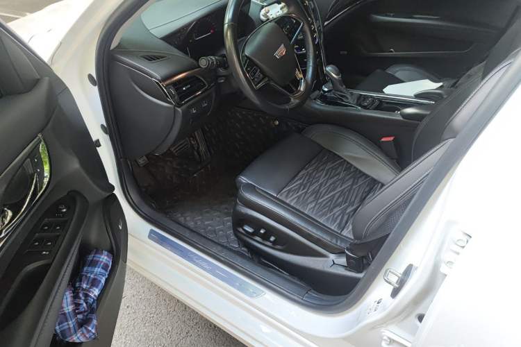 Used Cadillac ATS-L 2017 28T Tech Edition Driver Seat