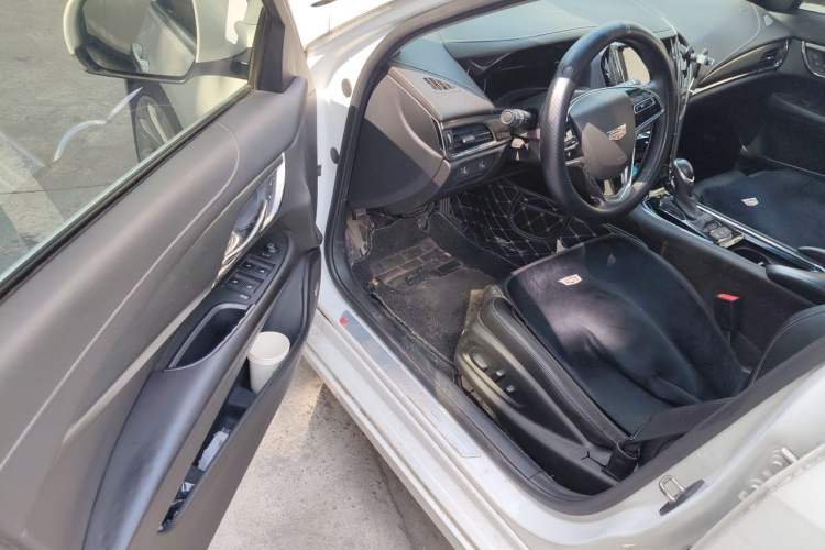 Used Cadillac ATS-L 2017 28T Tech Edition Driver Seat