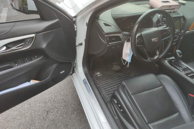 Used Cadillac ATS-L 2017 28T Fashion Edition Driver Seat