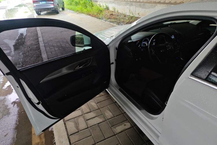Used Cadillac ATS-L 2017 28T Tech Edition Driver Seat