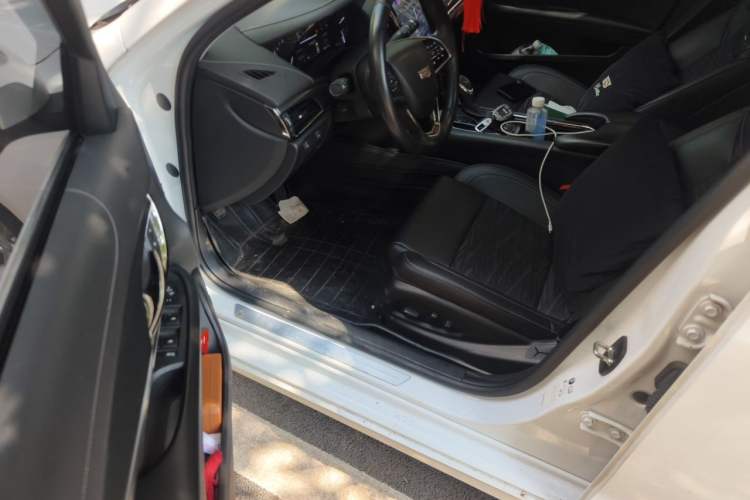 Used Cadillac ATS-L 2017 28T Tech Edition Driver Seat
