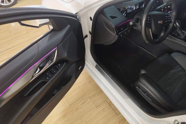 Used Cadillac ATS-L 2017 28T Tech Edition Driver Seat