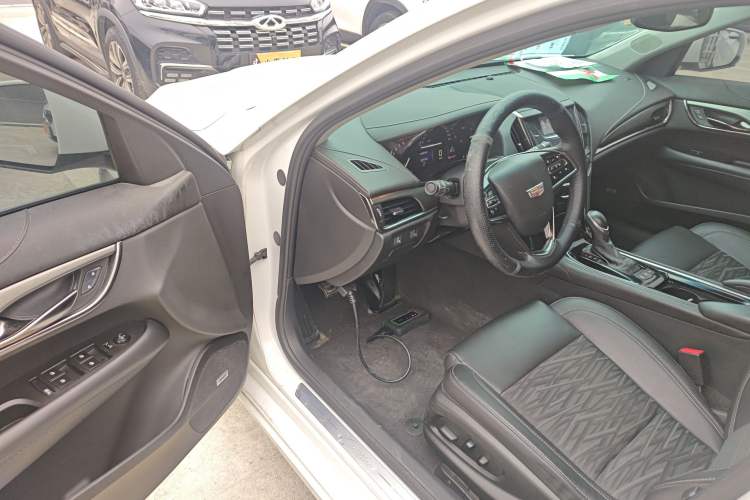 Used Cadillac ATS-L 2017 28T Tech Edition Driver Seat