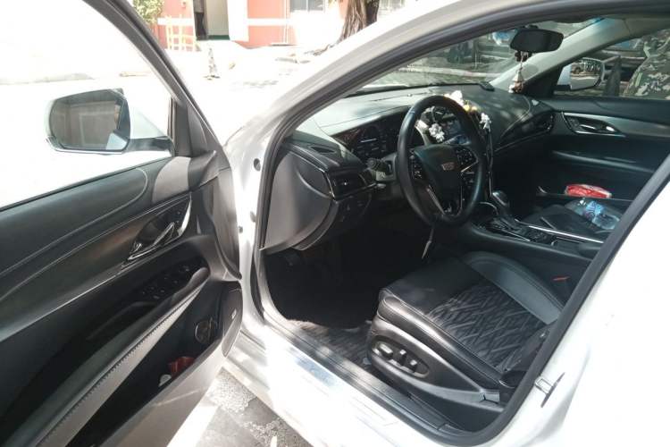 Used Cadillac ATS-L 2017 28T Tech Edition Driver Seat