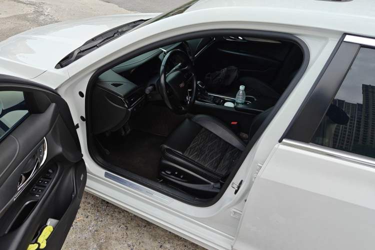 Used Cadillac ATS-L 2017 28T Tech Edition Driver Seat