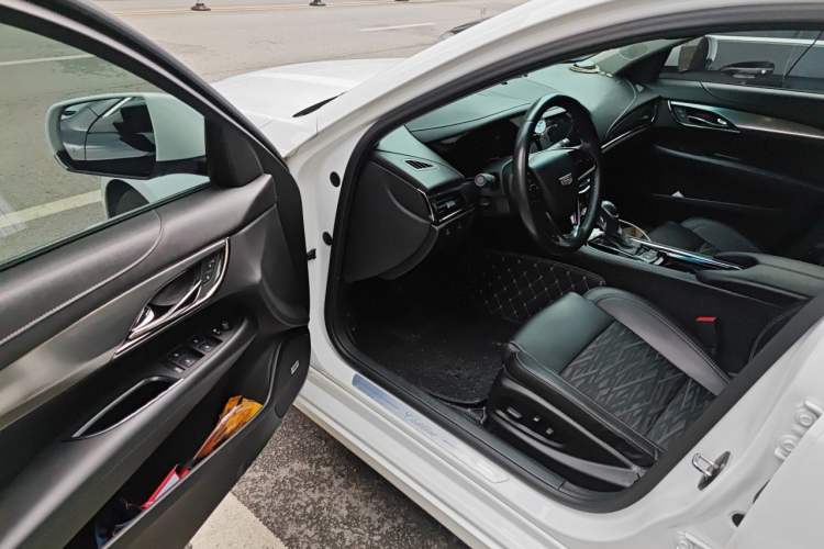 Used Cadillac ATS-L 2017 28T Tech Edition Driver Seat
