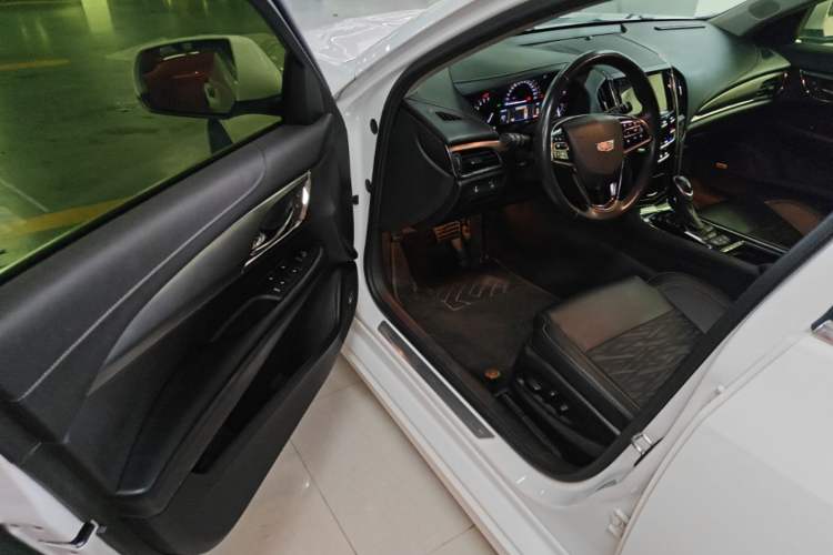 Used Cadillac ATS-L 2017 28T Tech Edition Driver Seat
