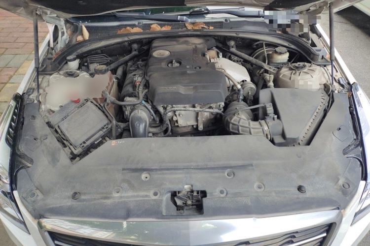 Used Cadillac ATS-L 2017 28T Fashion Edition Engine Bay