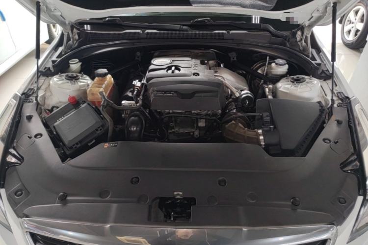 Used Cadillac ATS-L 2017 28T Fashion Edition Engine Bay