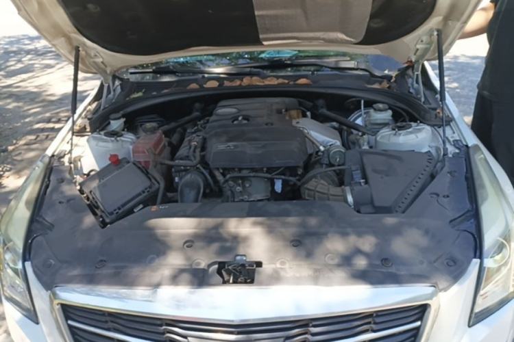 Used Cadillac ATS-L 2017 28T Tech Edition Engine Bay